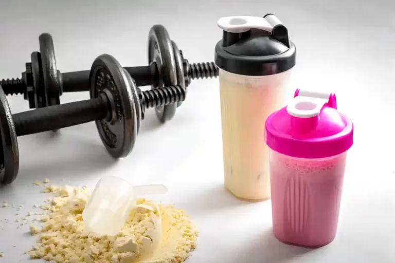Whey Protein isolada do leite: o que é e você deve experimentá-lo?