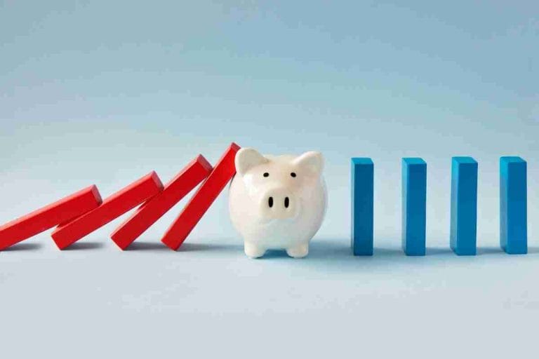 5 hábitos que atrapalham sua vida financeira