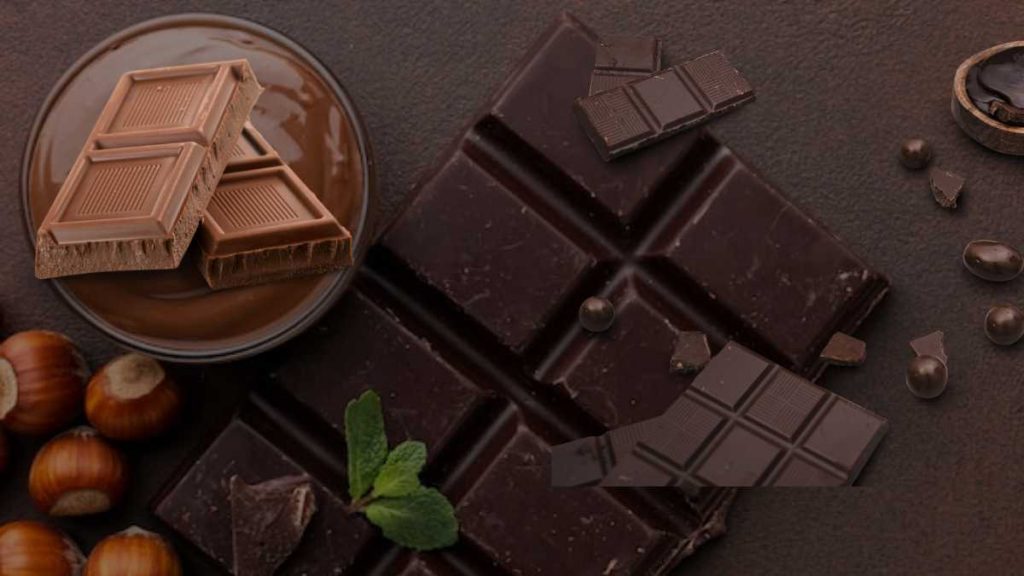 Quais são os benefícios de comer chocolate?