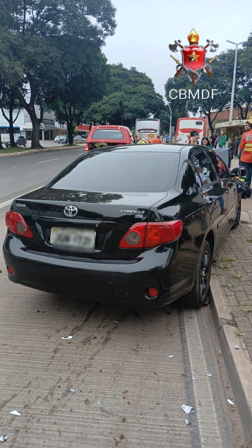 Acidente na Asa Sul deixa dois feridos