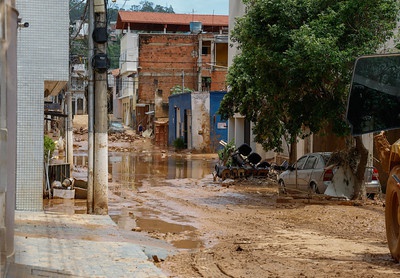 Auxílio de R$ 7,3 mil tem prazo até terça em MG Auxílio de R$ 7,3 mil tem prazo até terça em MG