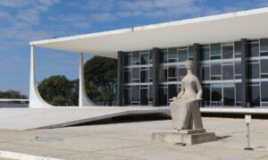 STF tende a validar PL da Dosimetria com recados antidemocráticos