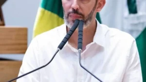 Convenções terminam e negociação passa às executivas