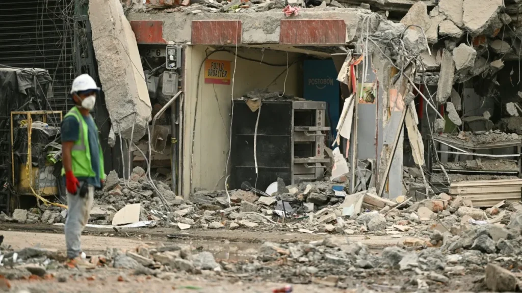 Terremotos e El Niño: a fragilidade humana diante da natureza 1 Terremotos e El Niño: a fragilidade humana diante da natureza