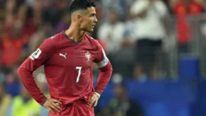 Cristiano Ronaldo indica aposentadoria e cita último ano no futebol